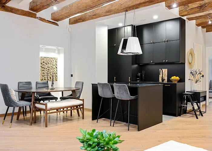 Апартаменты Modern Charm In Old Town *